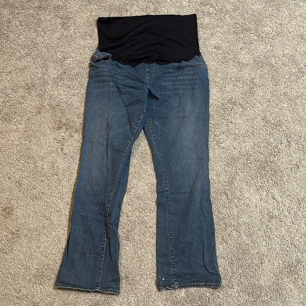 Liz Lange Maternity pants. Size 18. Full belly band.